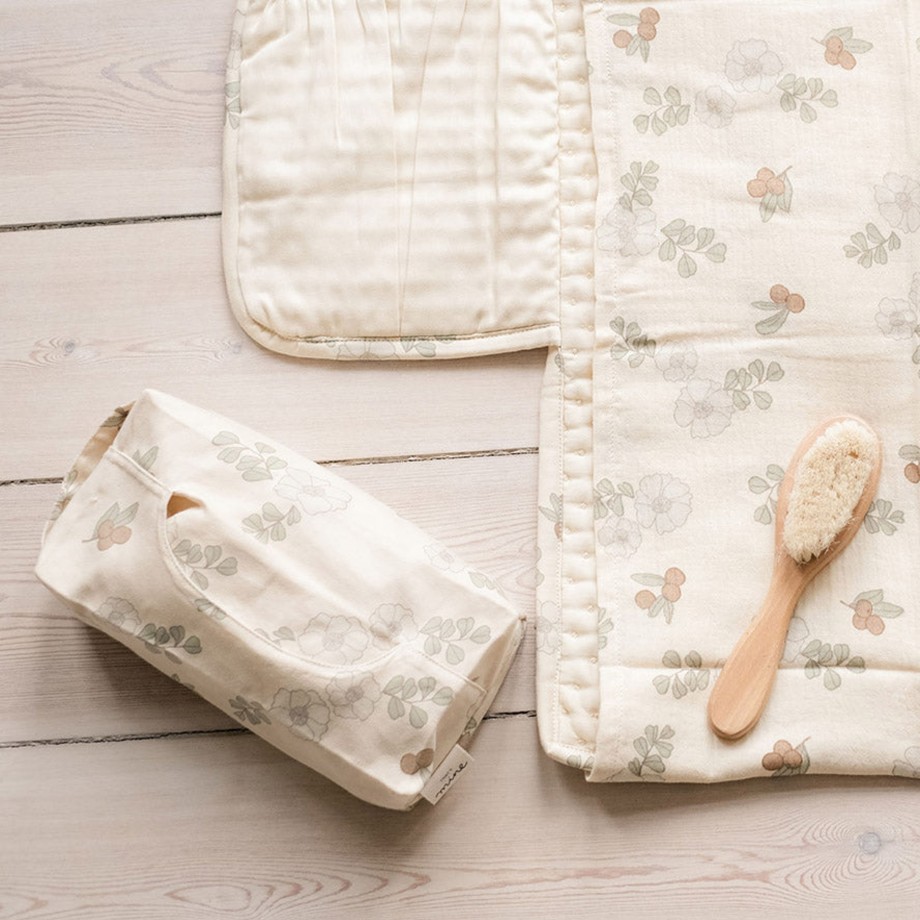 Bathtime That's Mine Changing Mats & Organisers | That'S Mine Baby Wipes Cover Flowers And Berries